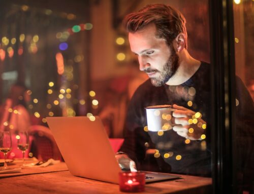 Why Is This Copywriter Giving Away Marketing & Sales Secrets Worth $145,637 For Free?